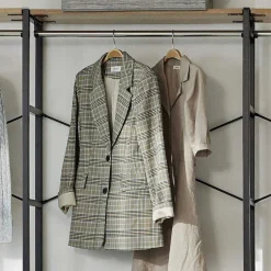 Offener Kleiderschrank mit sechs Schubladen - Redeca