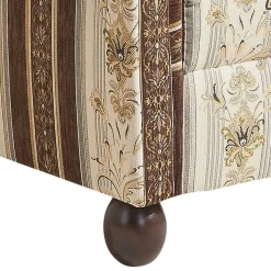 Ohrenbackensessel mit Streifen und Ornamenten - Etrinas