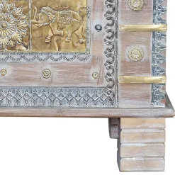 Orient Design Truhe in Antikweiß mit Bronze - Abraham