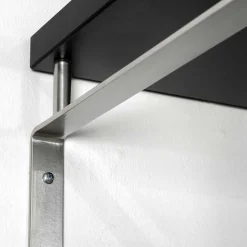 Praktische Garderobe mit Wandbefestigung - Ilina