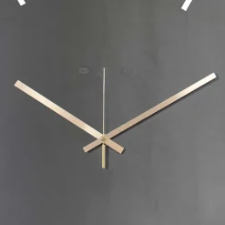 Quadratische Wanduhr im Industrial Style - Cetrona