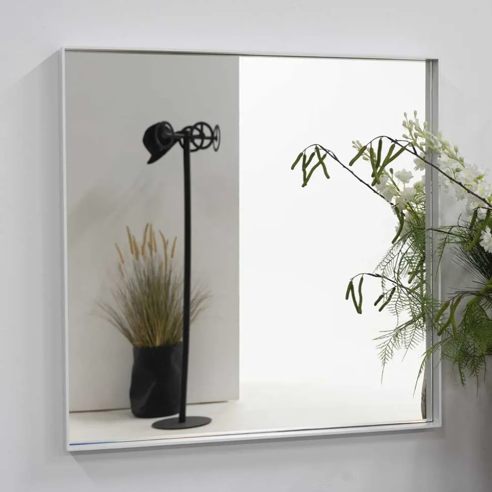 Quadratischer Spiegel in Weiß - Sandja