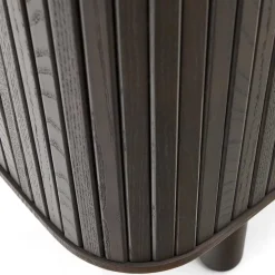 Retro Highboard mit Schiebetüren und Fächern - Tadaco