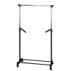 Rollen Kleiderständer Veshara in Schwarz