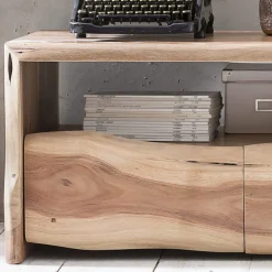 Rustikales TV Lowboard mit Baumkante - Necrus
