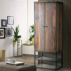 Schrank aus Recyclingholz mit Lackresten - Miriam