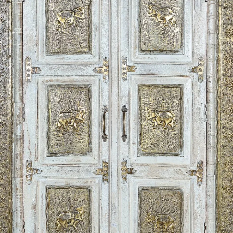 Schrank mit Elefanten und Ornamenten - Sevenzina