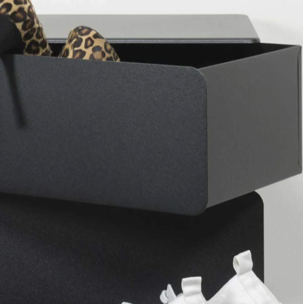 Schwarze Design Stahlkommode mit drei Schubladen - Zunil