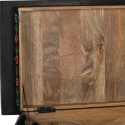 Schwarze Truhe mit bunter Blumen Malerei - Sacrala