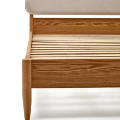 Skandi Designbett in Esche - Raso