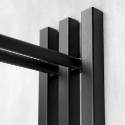 Stahl T-Design Wandgarderobe in Schwarz - Brittania