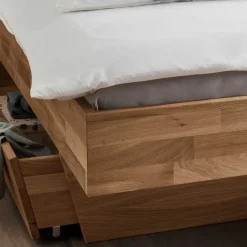 Stauraumbett aus Wildeiche Massivholz - Esvilda