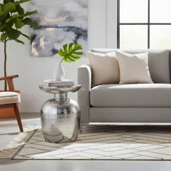 Stylischer Metalltisch mit Vasen Design - Myranga