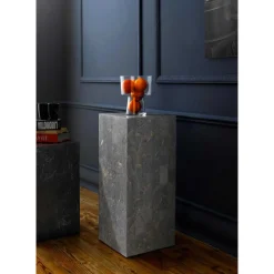 Säule Tauranga aus Stein