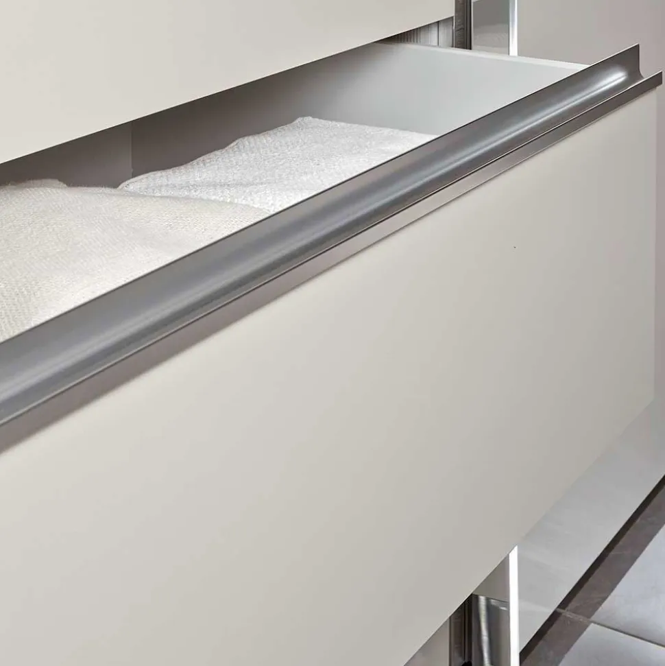 Topp Kleiderschrank mit Licht LED - Saluvera