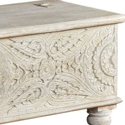 Vintage Truhe mit Ornament Schnitzereien - Natali