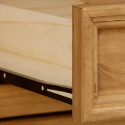 Vitrine aus Kiefer gebeizt & geölt - Horedion