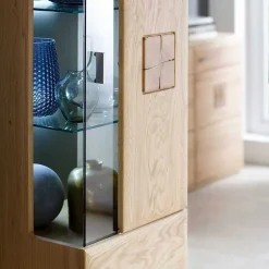 Vitrine in 60cm Breite Pontros Eiche Bianco teilmassiv