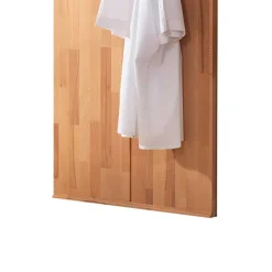 Wandgarderoben Paneel Coestra aus Kernbuche Massivholz