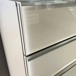 Weiße Kommode mit vier Schubladen - Rocca