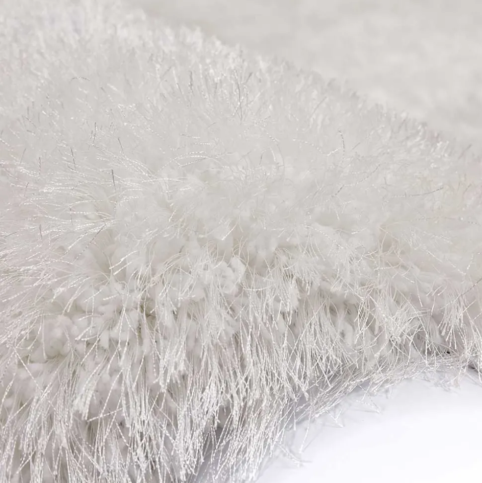 Weißer Teppich mit 8 cm Hochflor - Daroncas