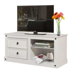 Weißes TV Board im Landhaus Design - Segrino