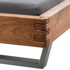 Wildeiche Balkenbett mit Leder-Kopfteil - Reneva