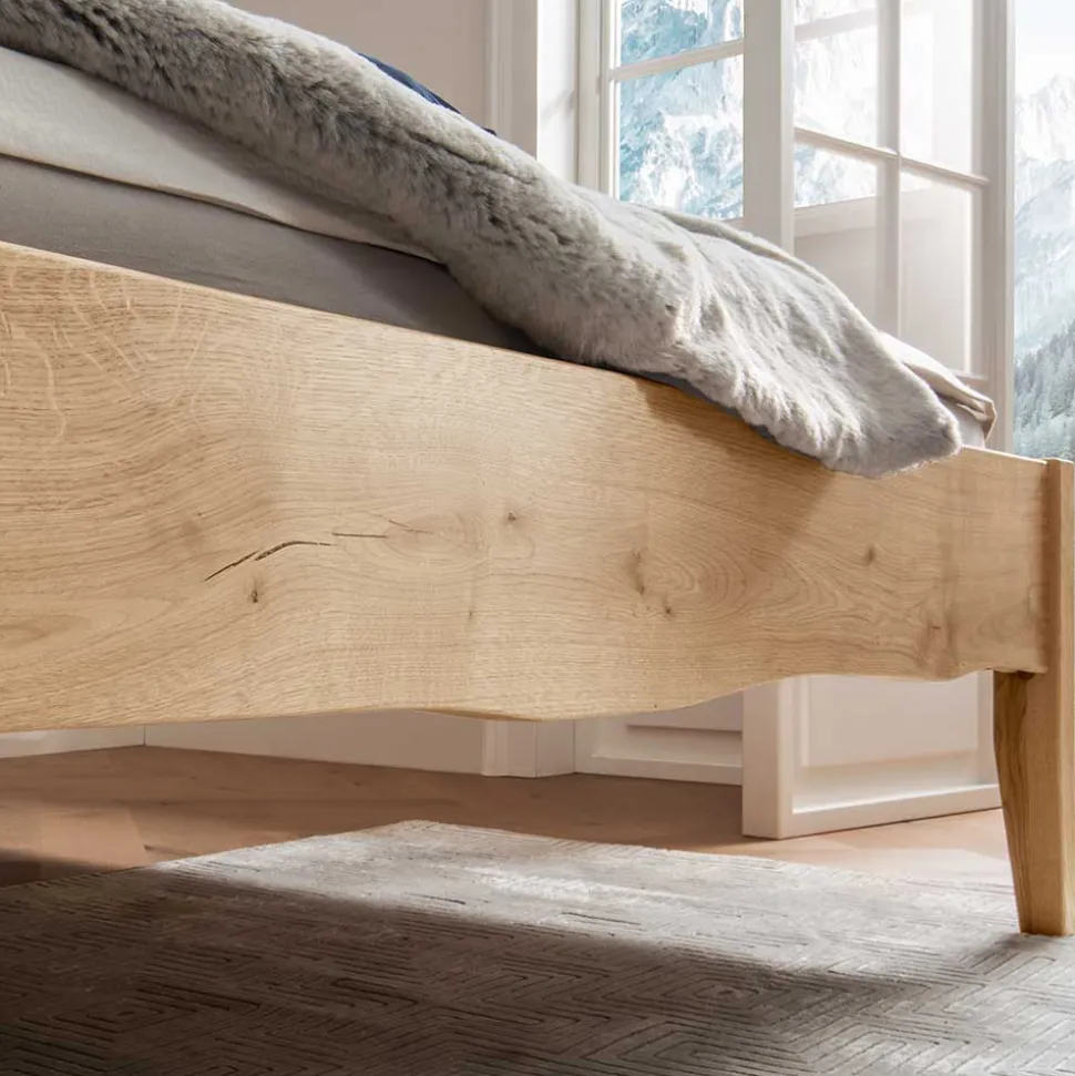 Wildeiche Doppelbett mit Holzkopfteil - Adeira