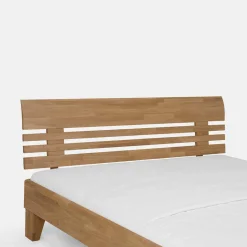 Wildeiche Holzbett Verinaros in Honigfarben geölt