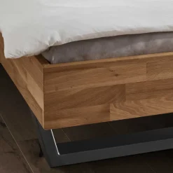 Wildeichebett mit Lamellen-Kopfteil - Esvilda I