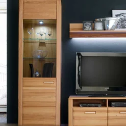 Wohnzimmer Vitrine Athias aus Kernbuche