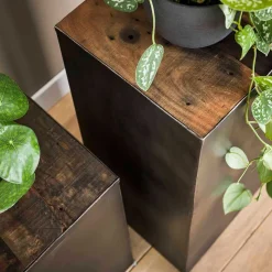 30x30 Blumenständer aus Hartholz & Metall - Marlo