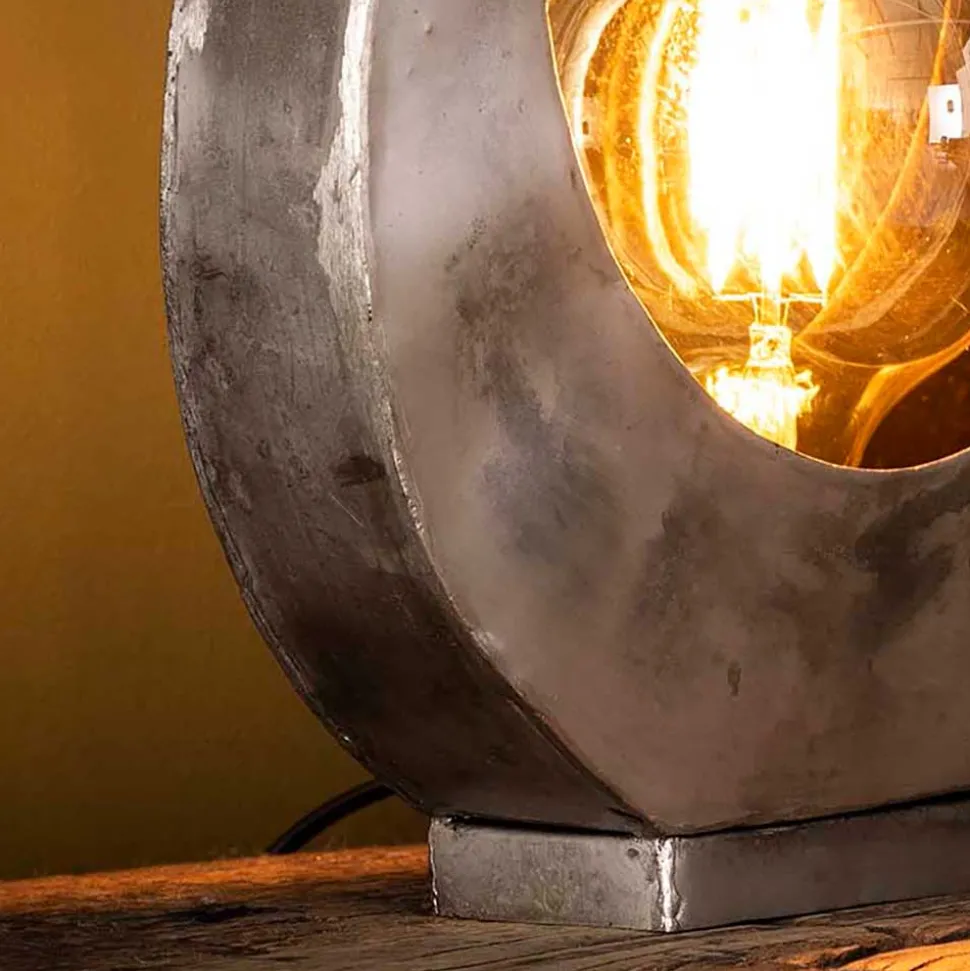 30x32x13 Designer Tischleuchte aus Metall in Altsilber - Hugo