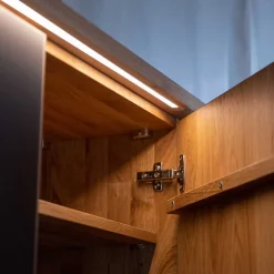 Zweifarbiger Kleiderschrank aus Eiche massiv - Agusto